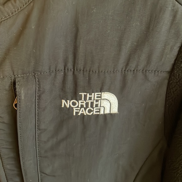 The North Face Polartec Black Fleece Jacket - Picture 2 of 6